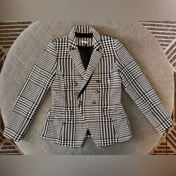 White House Black Market Sz 4 Tweed Double Breasted Houndstooth Blazer